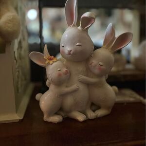 Cute Hugging Bunny Family Easter Decor